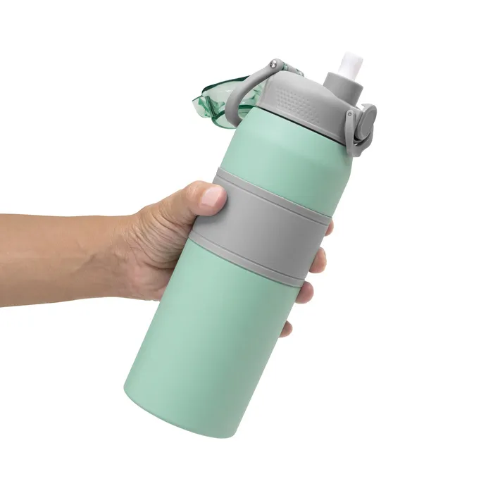 alt_promocional_publicitario_botella_deportiva_vacuum_T743_aqua_mano.webp